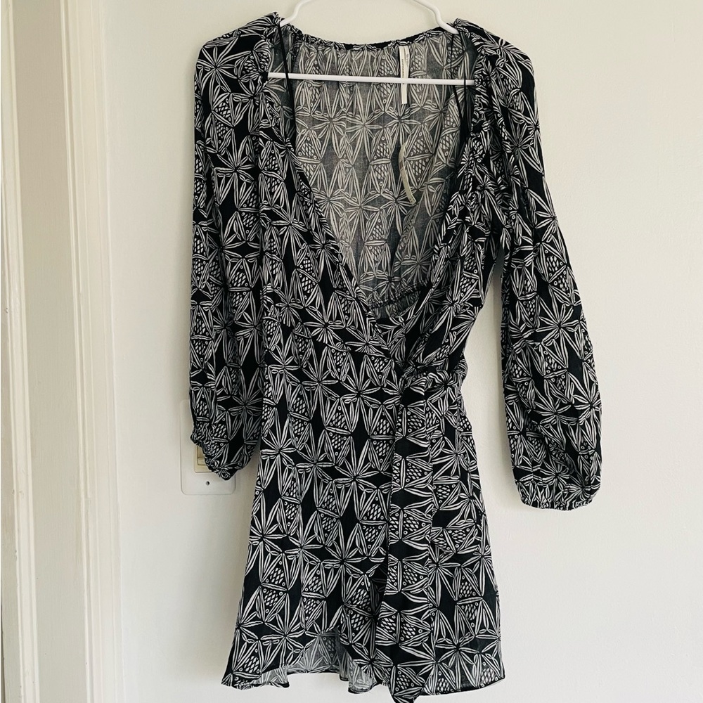ANTHROPOLOGIE NWT Printed Cover-Up Wrap Dress - Picture 2 of 16